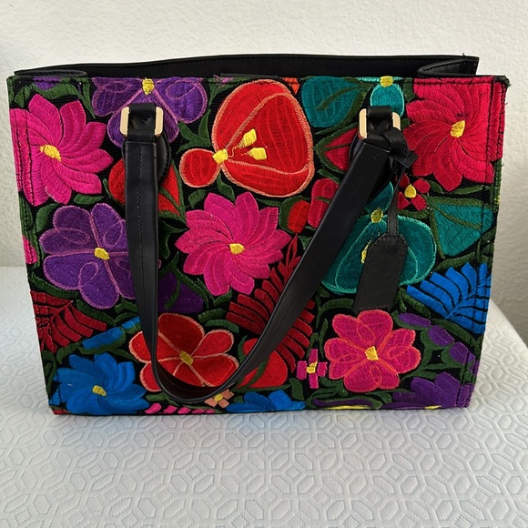 NWOT Embroidered Purse/HandBag - Picture 2 of 16